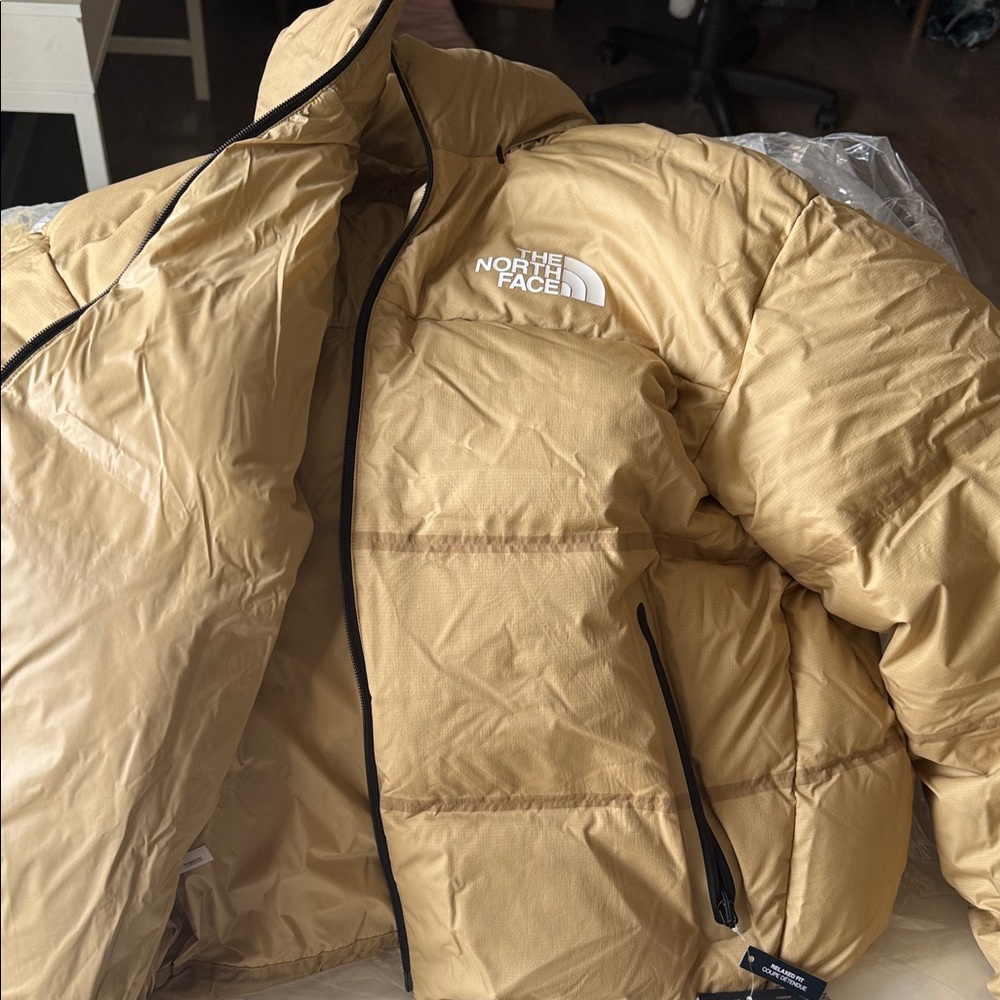Mens RMST NUPTSE Puffer Jacket 700